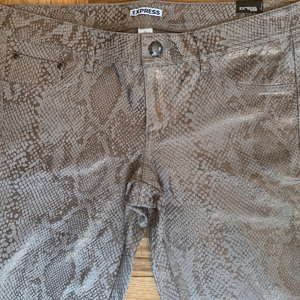 COPY - NEW Leggings